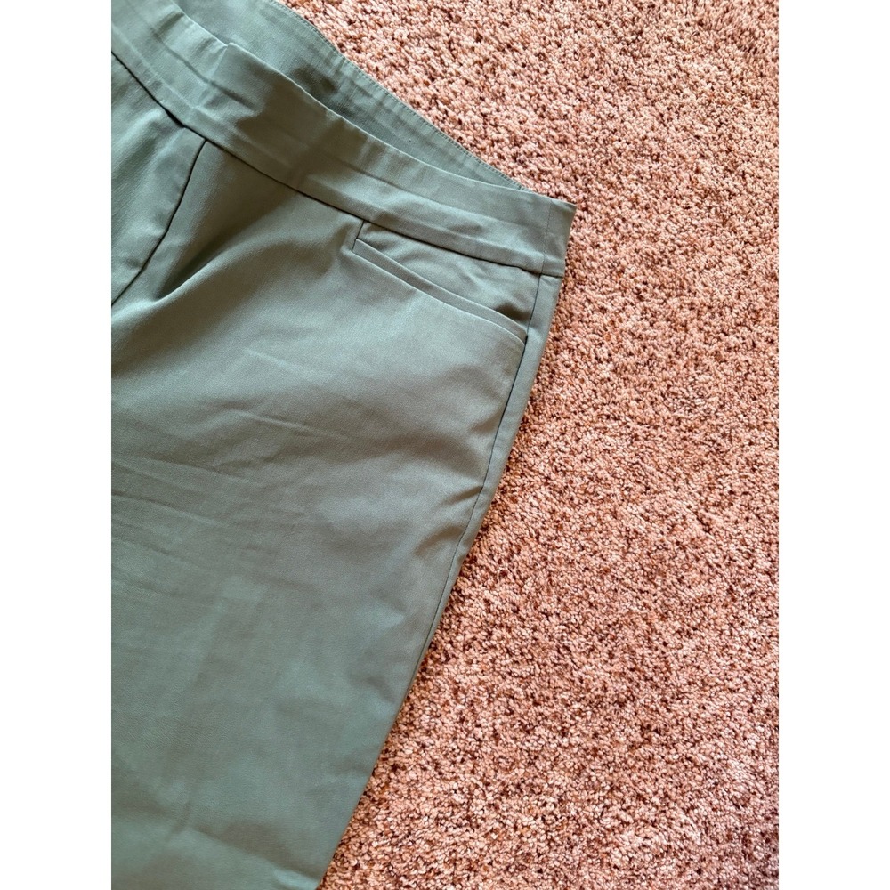 Chicos Women Ankle Pants Pull On Straight Size 2/12 Sage Green Button Hem Detail - Picture 4 of 14